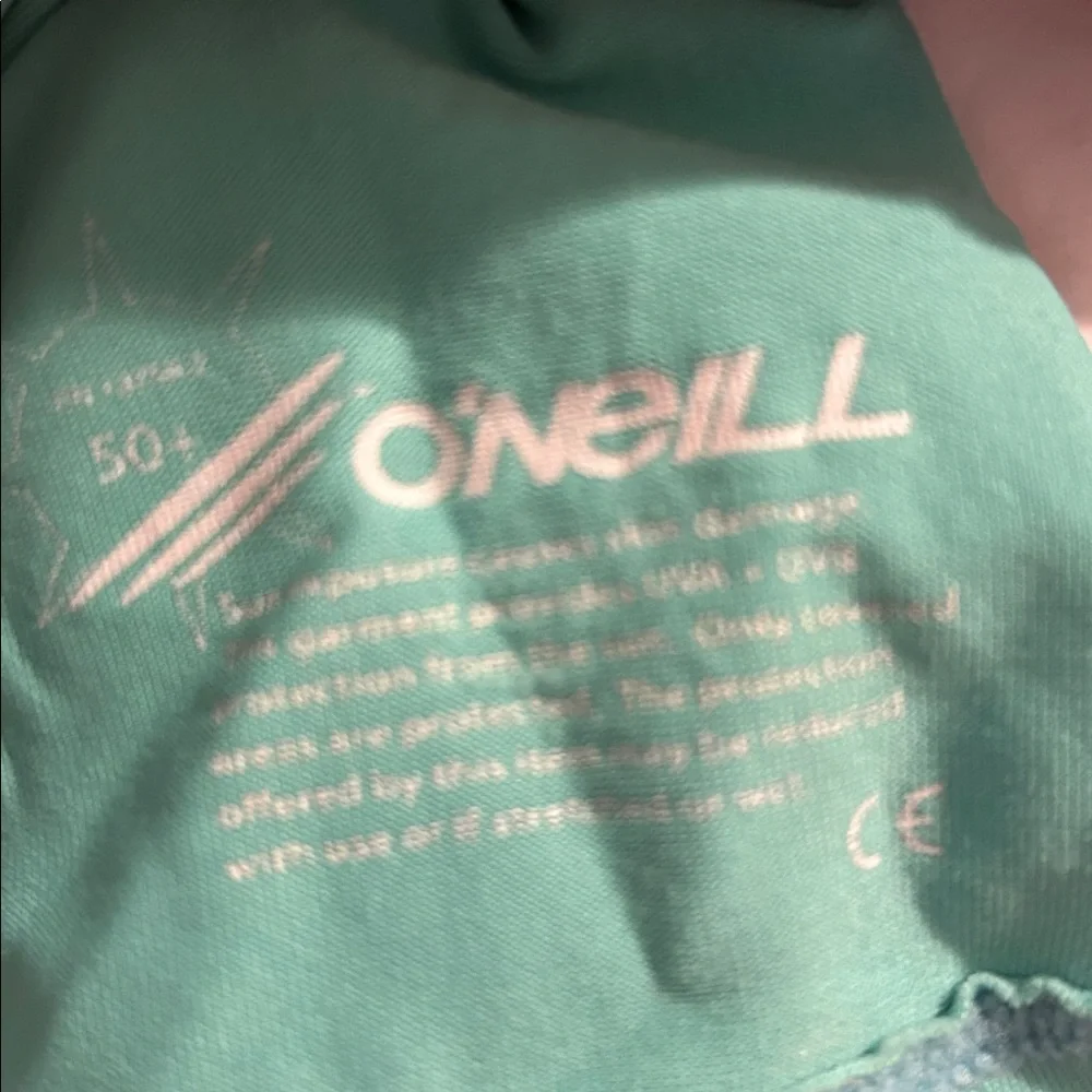 O'Neill Skins UV Block50+Short Sleeve Rashguard top Bodycon 91%nylon 9%spandex M